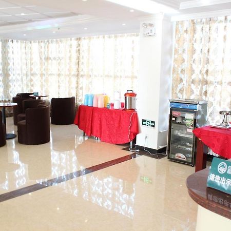 Greentree Inn Shanghai Pudong Airport Wild Animal Park Express Hotel Nanhui Exterior photo