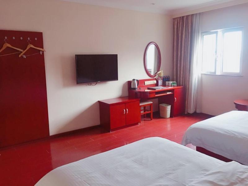 Greentree Inn Shanghai Pudong Airport Wild Animal Park Express Hotel Nanhui Exterior photo