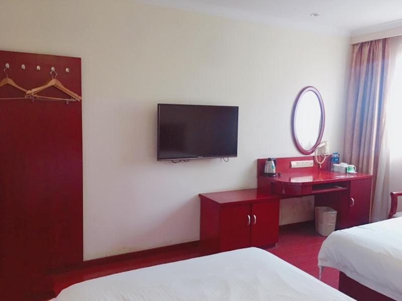Greentree Inn Shanghai Pudong Airport Wild Animal Park Express Hotel Nanhui Exterior photo